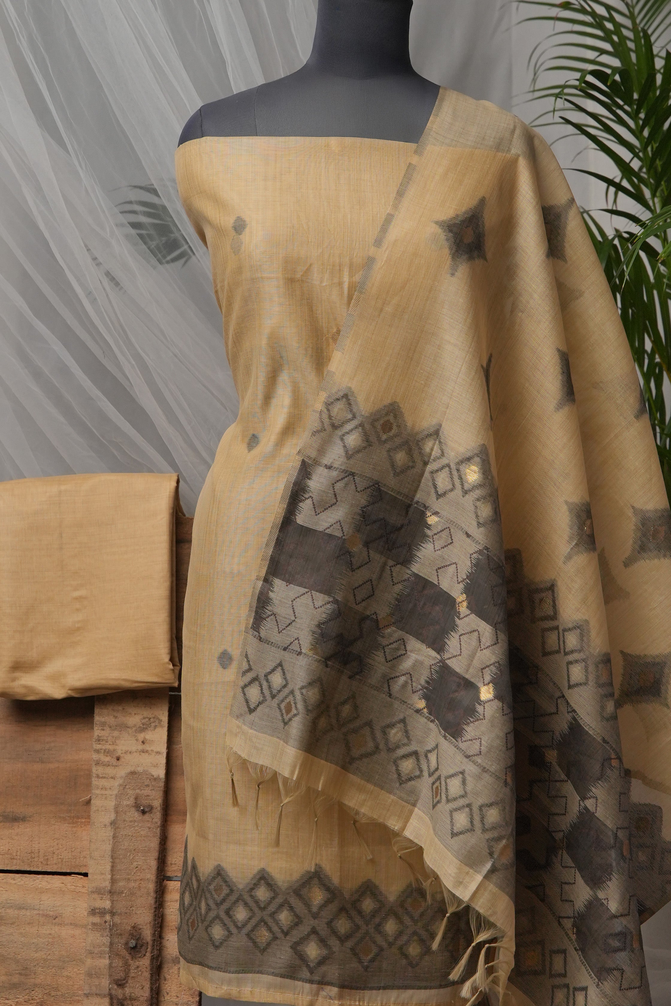Khaki Tesselation - Mul Chanderi Suit Piece