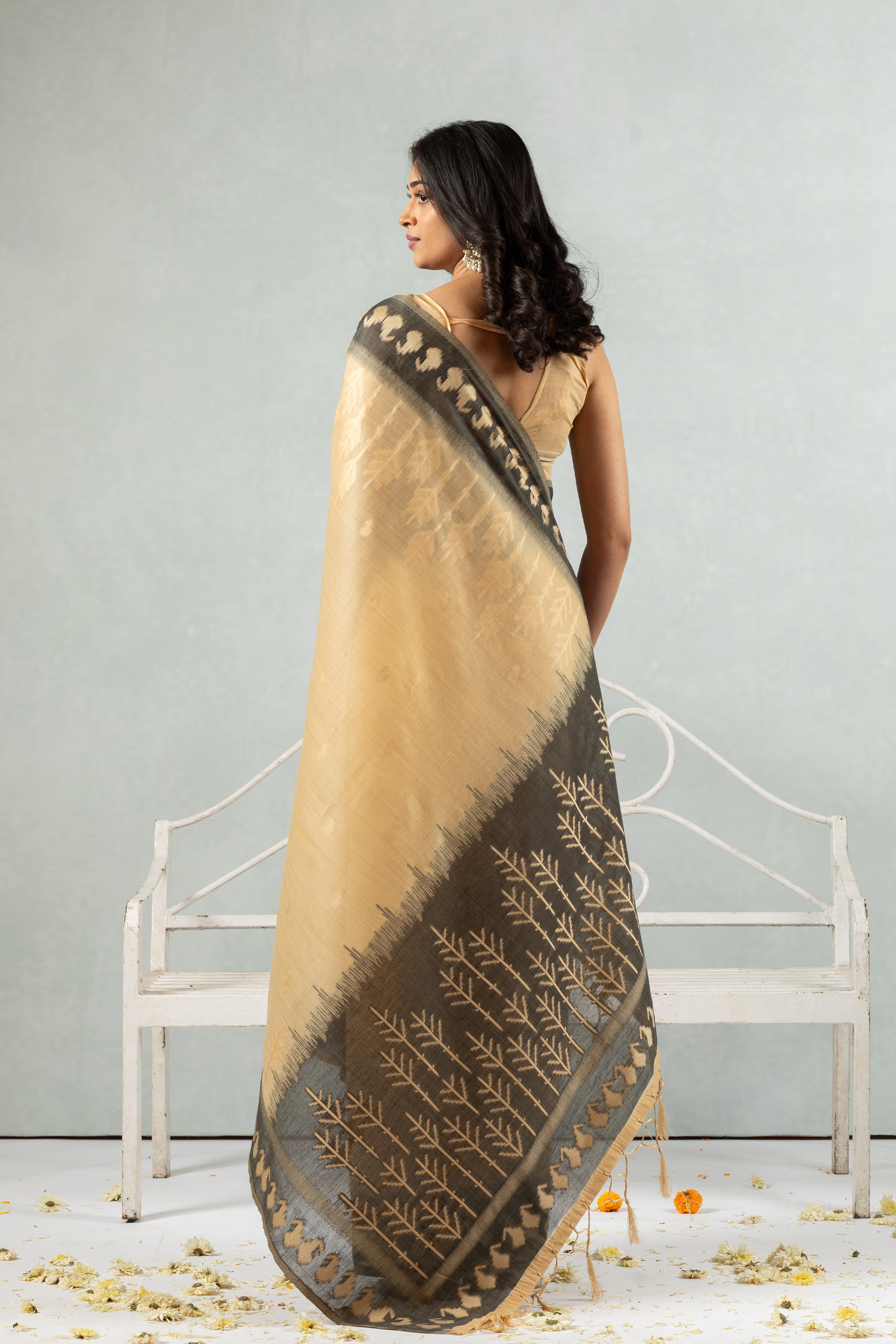 Vedika - The Heritage Frame Saree
