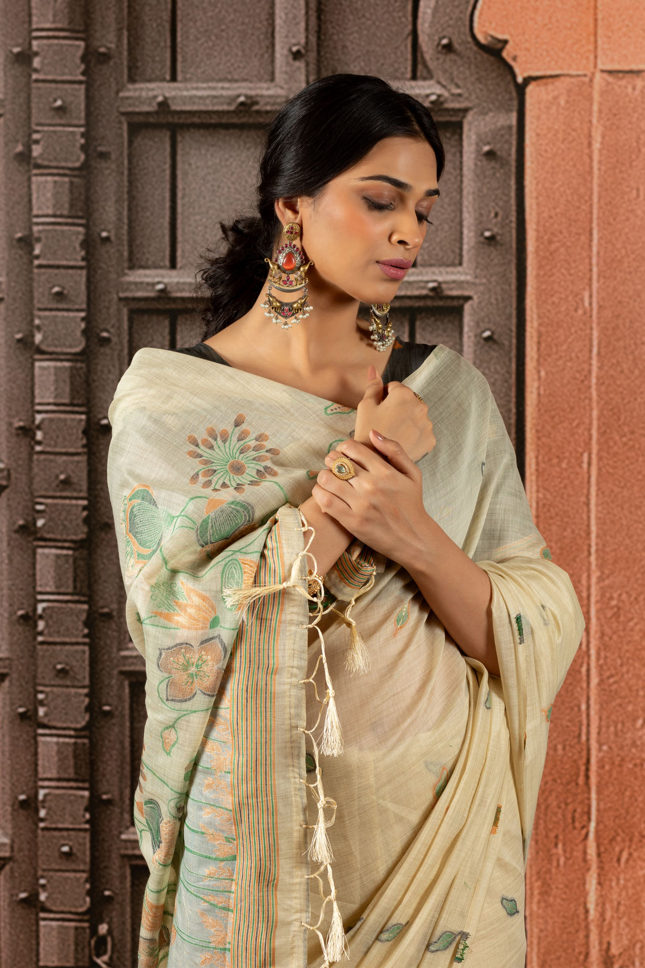 Tvarita - The Whispering Petals Saree