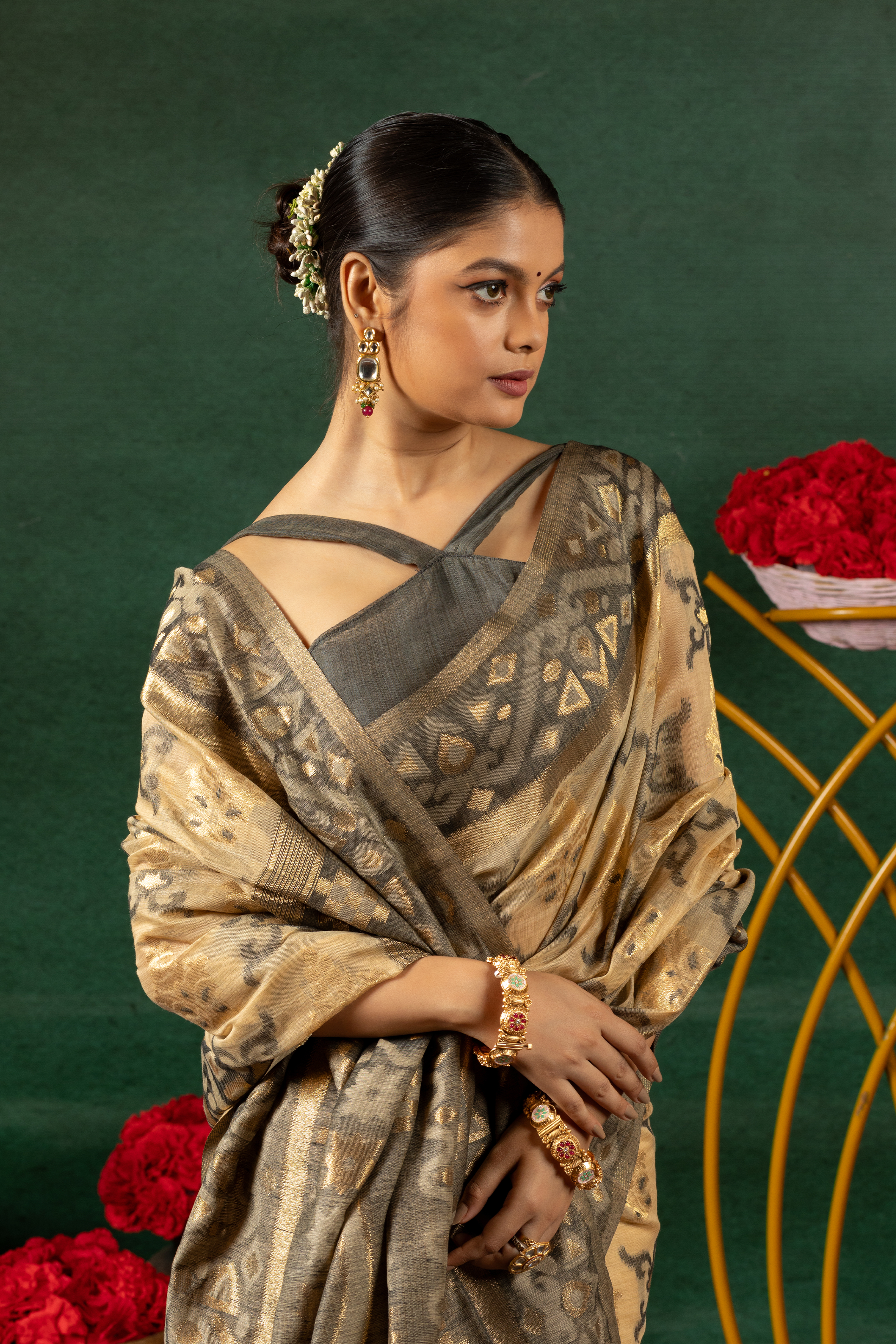 Vedhika - The Loomed Legacy Saree