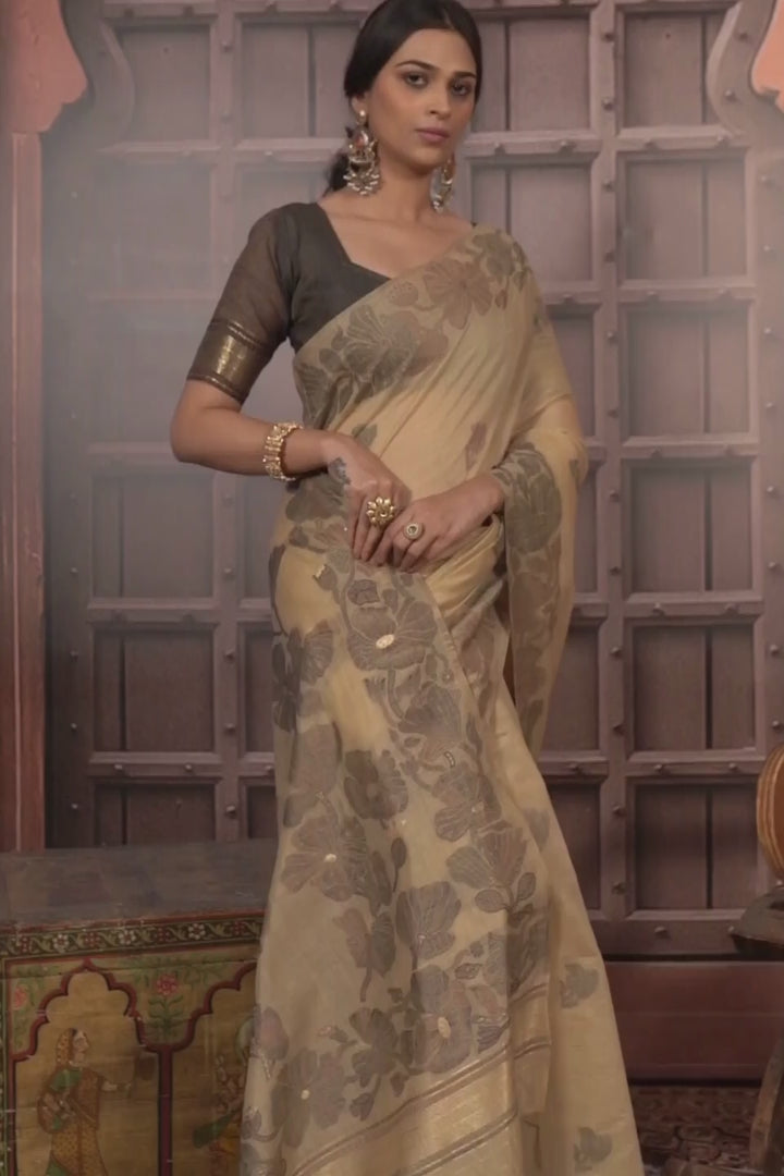 Arohi - The Wild Harmony Saree