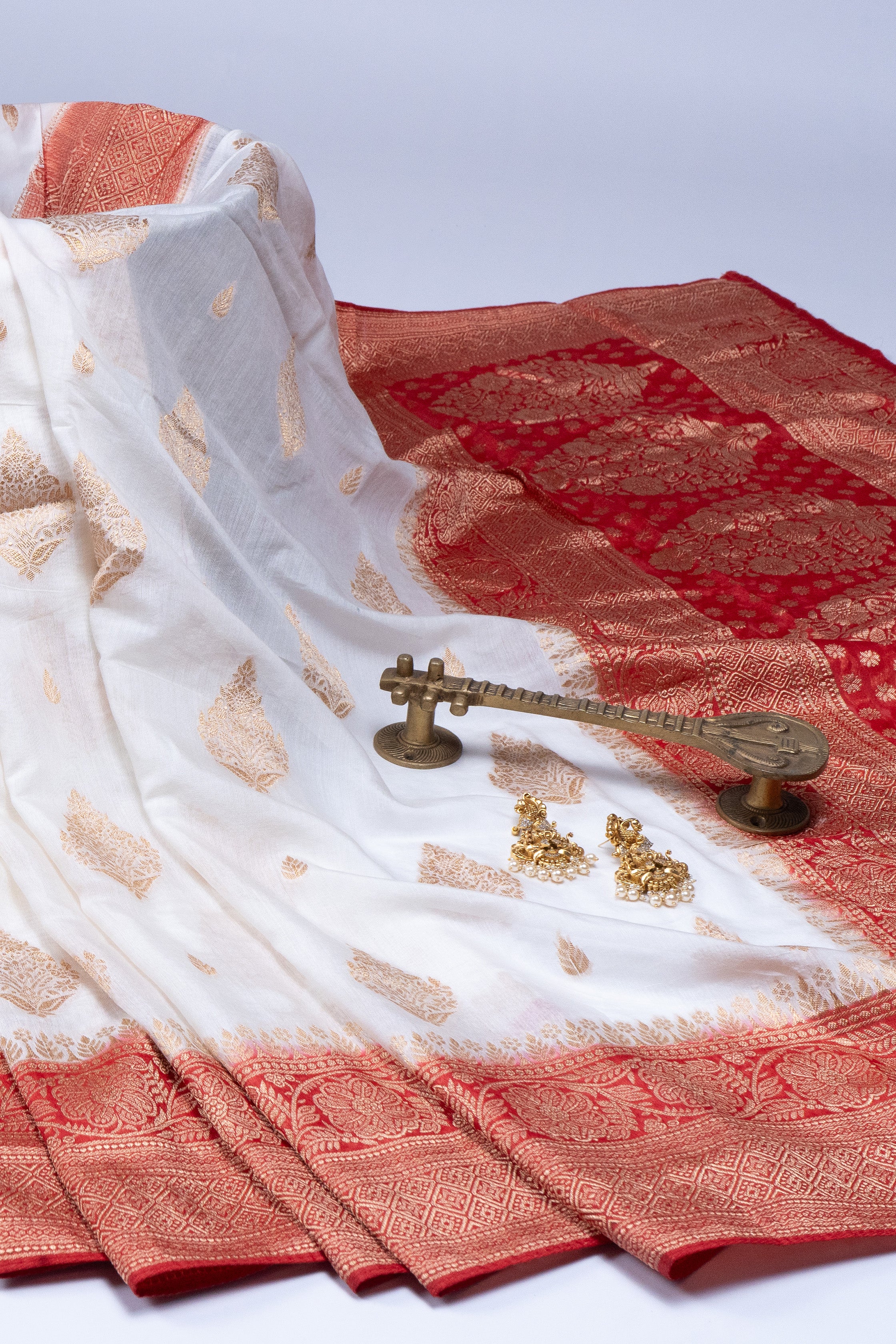 Chandrika - The Celestial Glow Saree