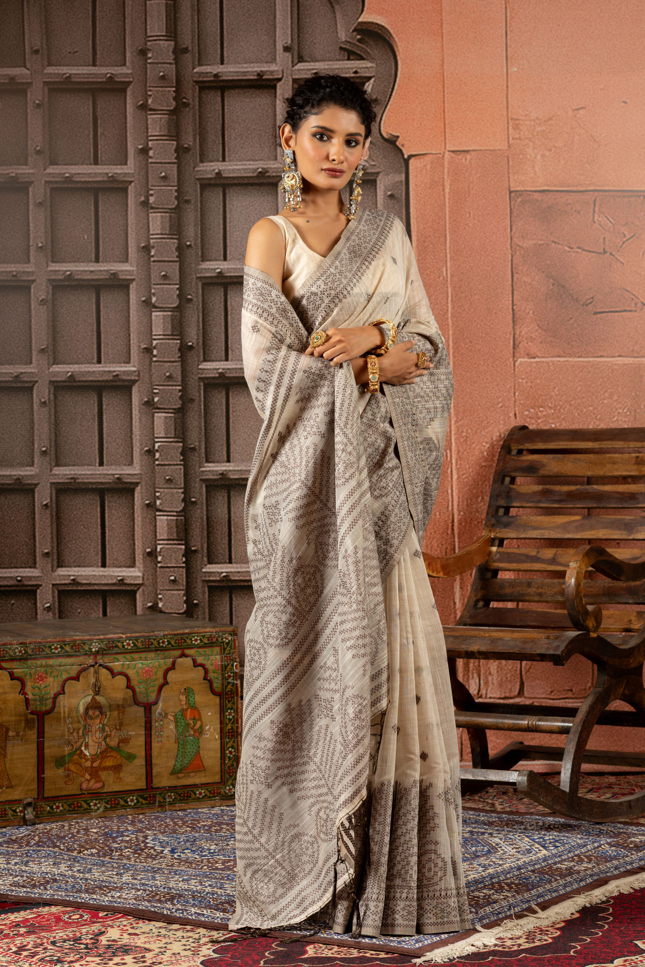 Charulata - The Earth & Thread Saree