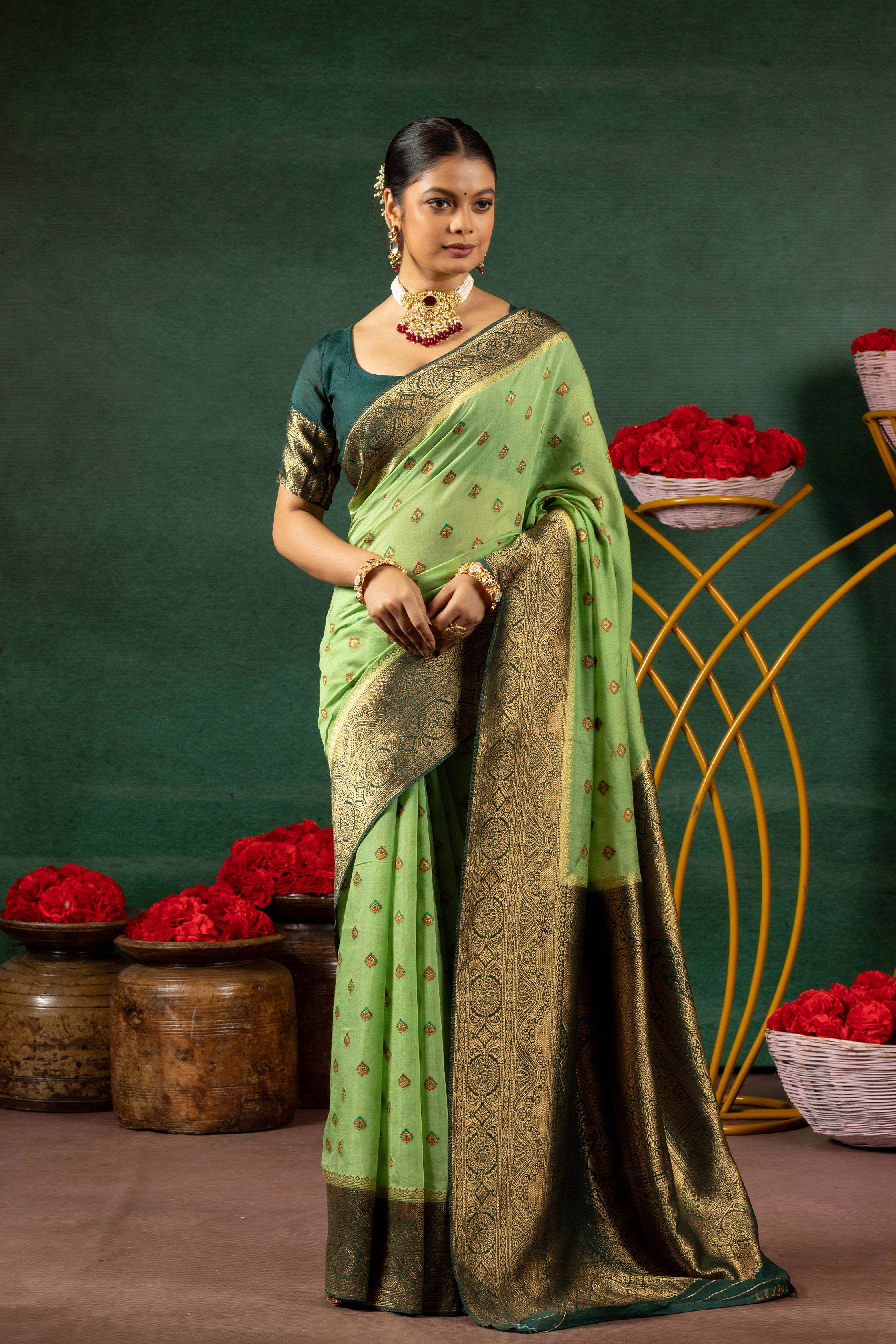Revati - The Regal Thread Saree