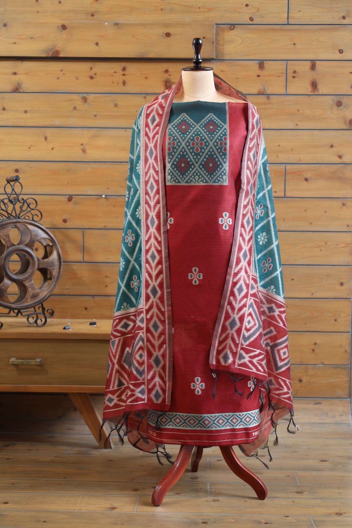 Madhuban – The Painted Heritage | Ajrakh Mul Chanderi Suit Piece – Red