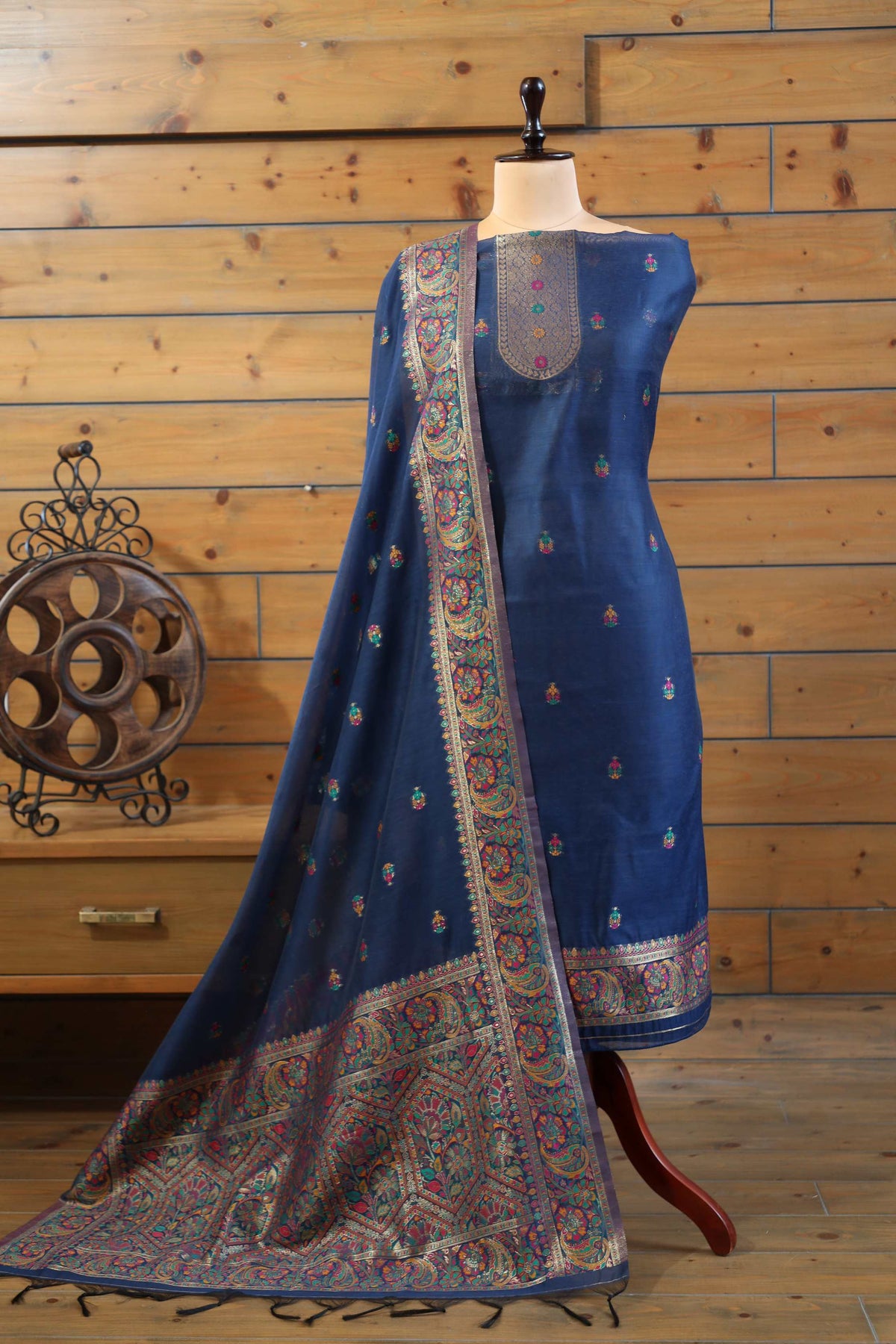 Rang – The Kashmiri Palette | Kashmiri Mul Chanderi Suit Piece – Royal Blue