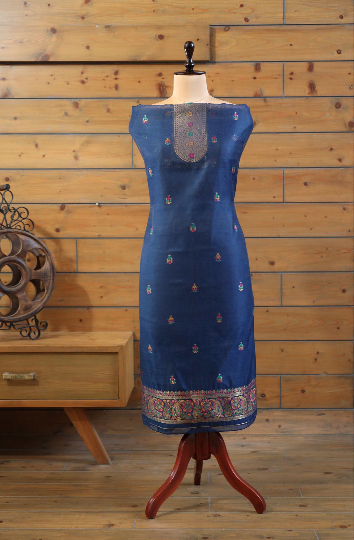 Rang – The Kashmiri Palette | Kashmiri Mul Chanderi Suit Piece – Royal Blue