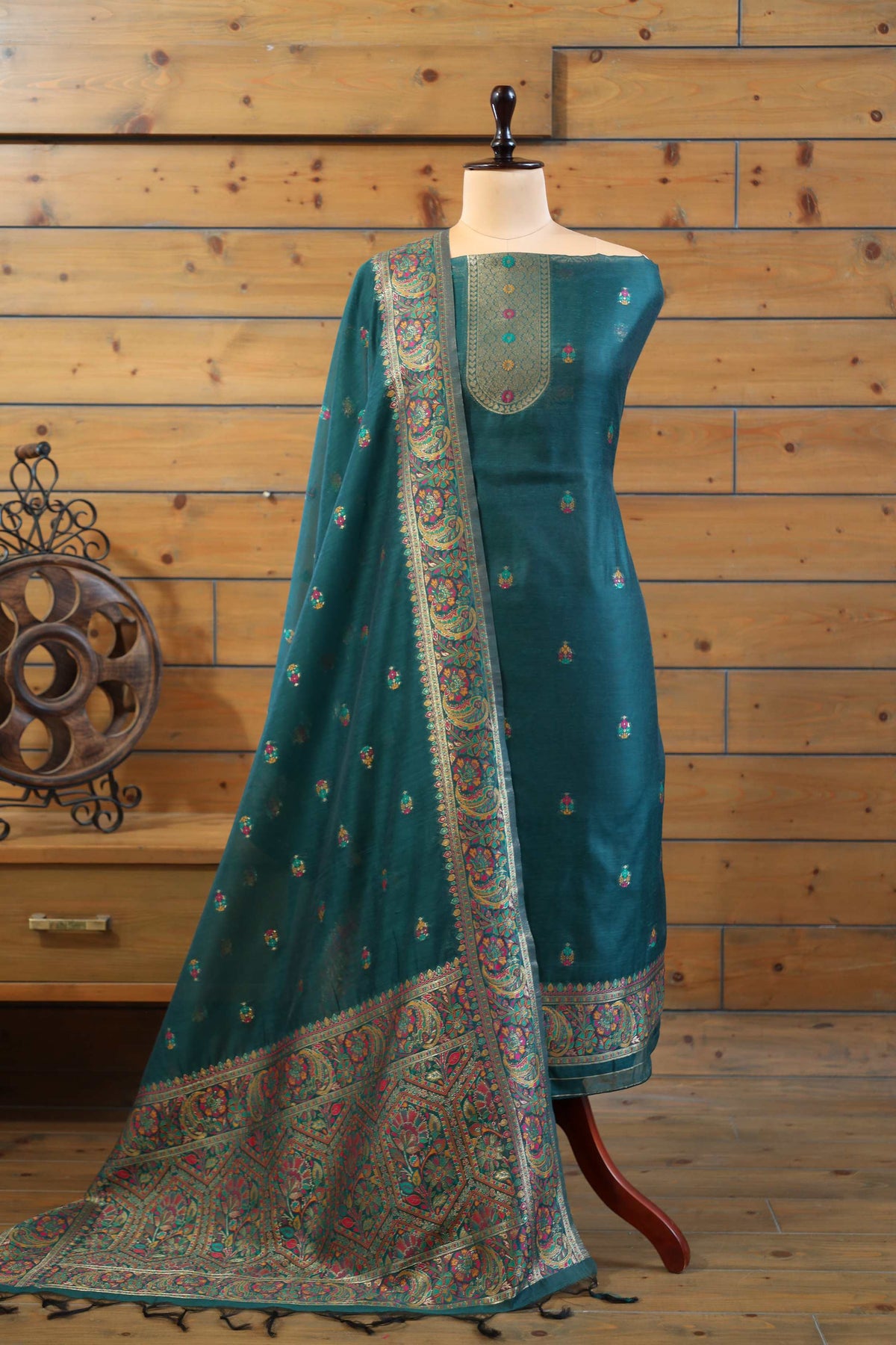 Rang – The Kashmiri Palette | Kashmiri Mul Chanderi Suit Piece – Dark Green