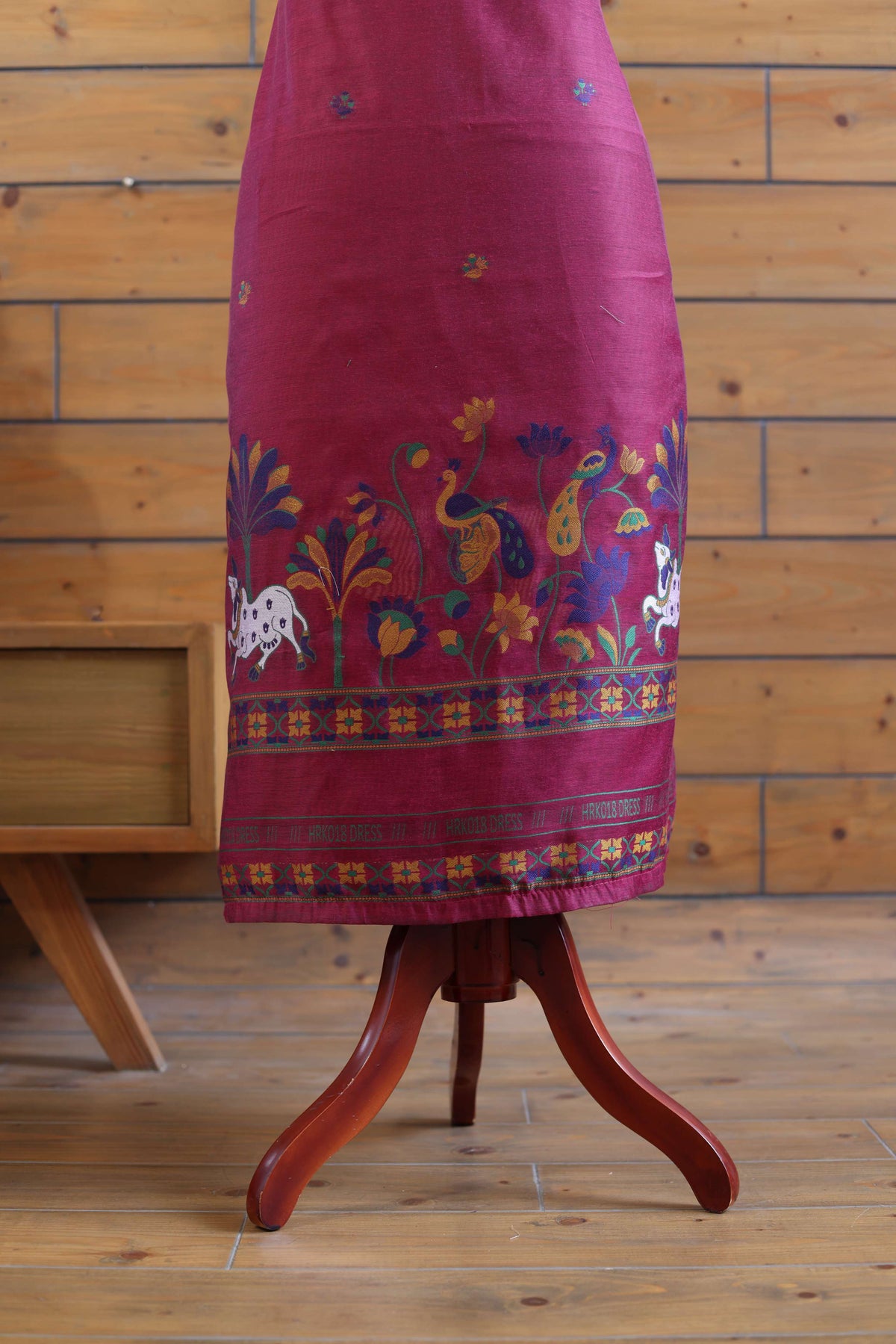 Kumud – The Pichwai Bloom | Pichwai Mul Chanderi Suit Piece – Magenta Pink