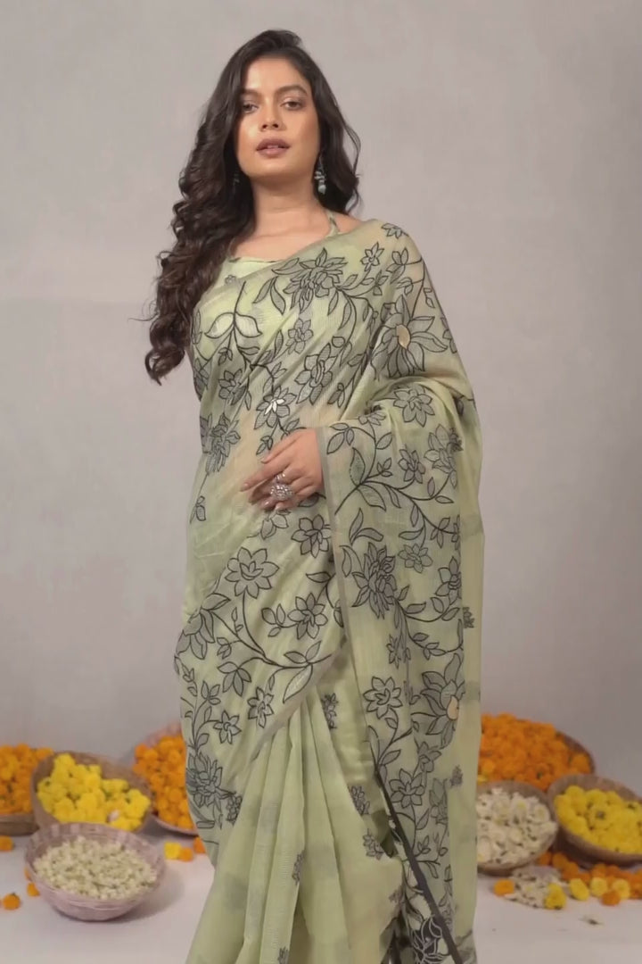 Varnika  - The Hand-Drawn Drape Saree