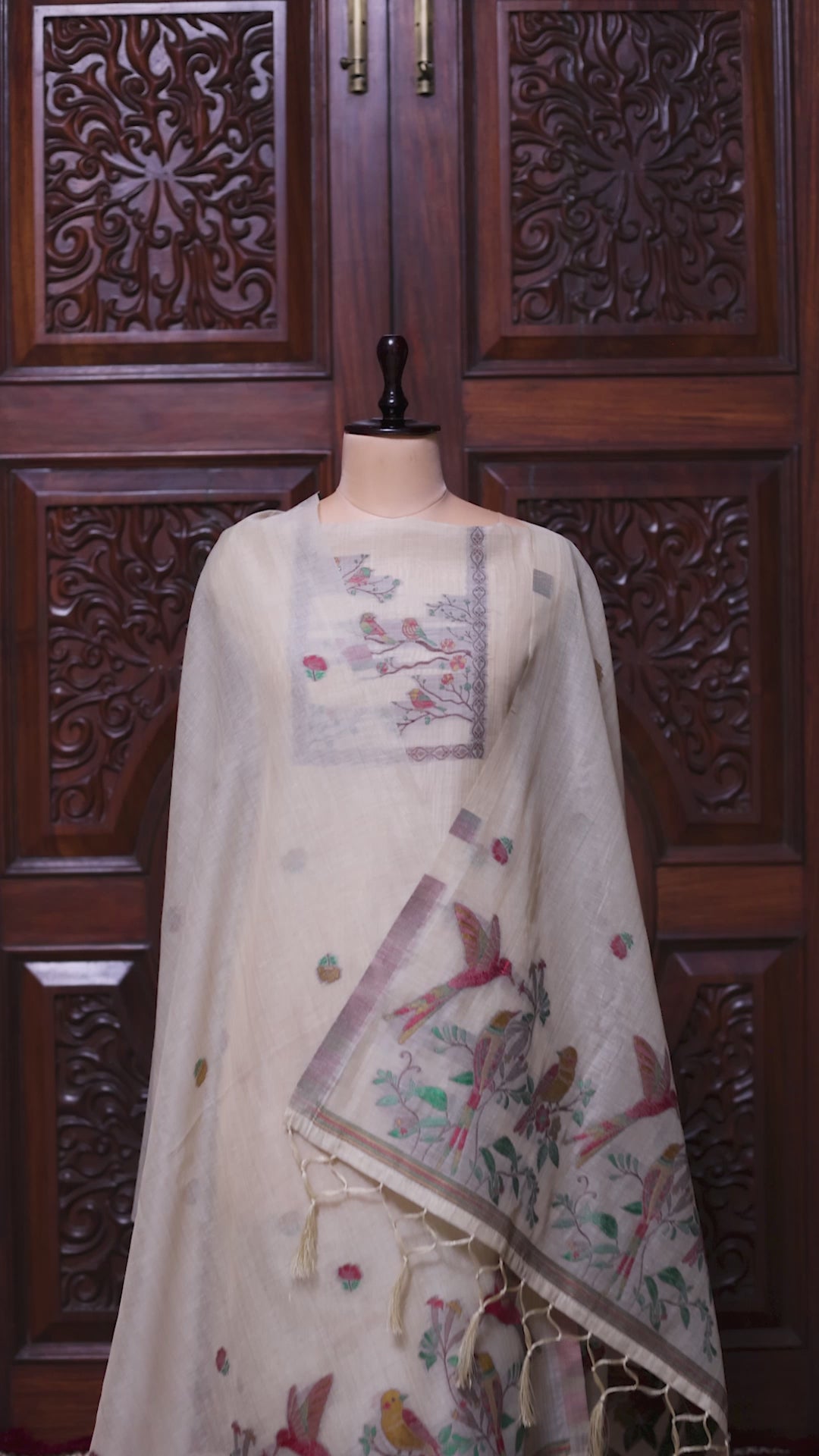 Mitti – The Earthy Grace | Jamdani Muga Cotton Suit Piece – Cream