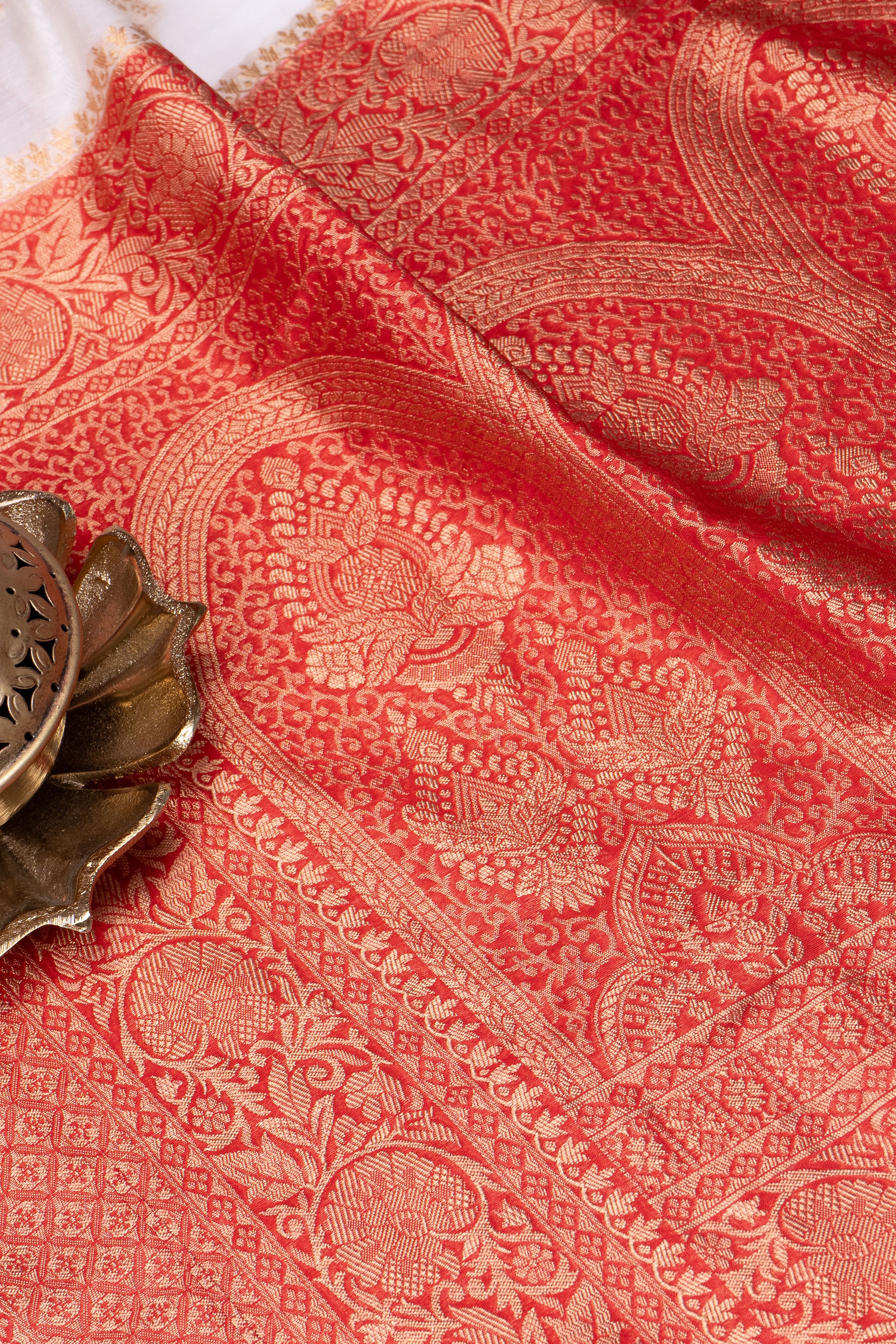 Kamalini - The Radiant Power Saree